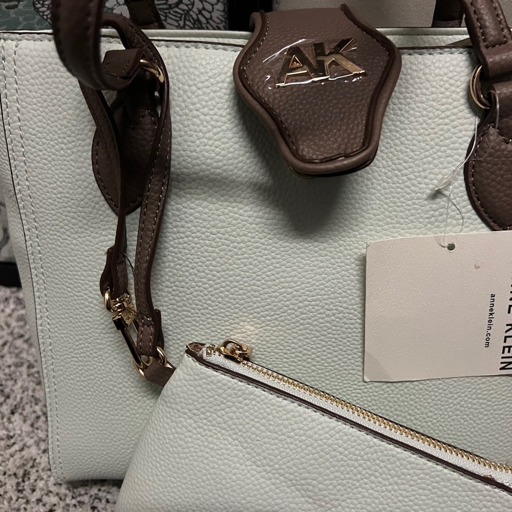 Anne Klein Jade and Brown Tote purse/Bag Set - Picture 15 of 16
